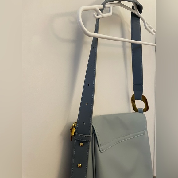 Jin & we shoulder bag in sky blue - Picture 3 of 8